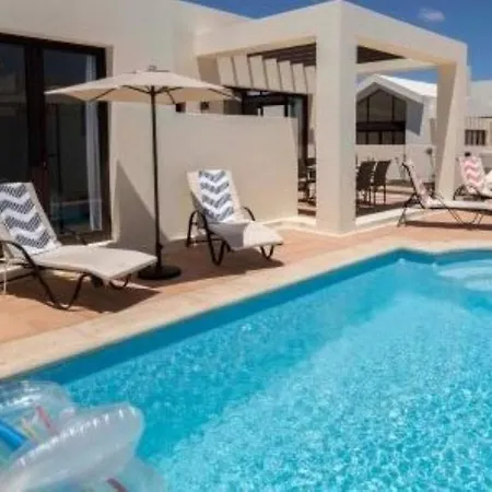 Holiday home Casa Vivien *
