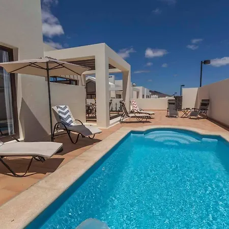 Hébergement de vacances Casa Vivien *